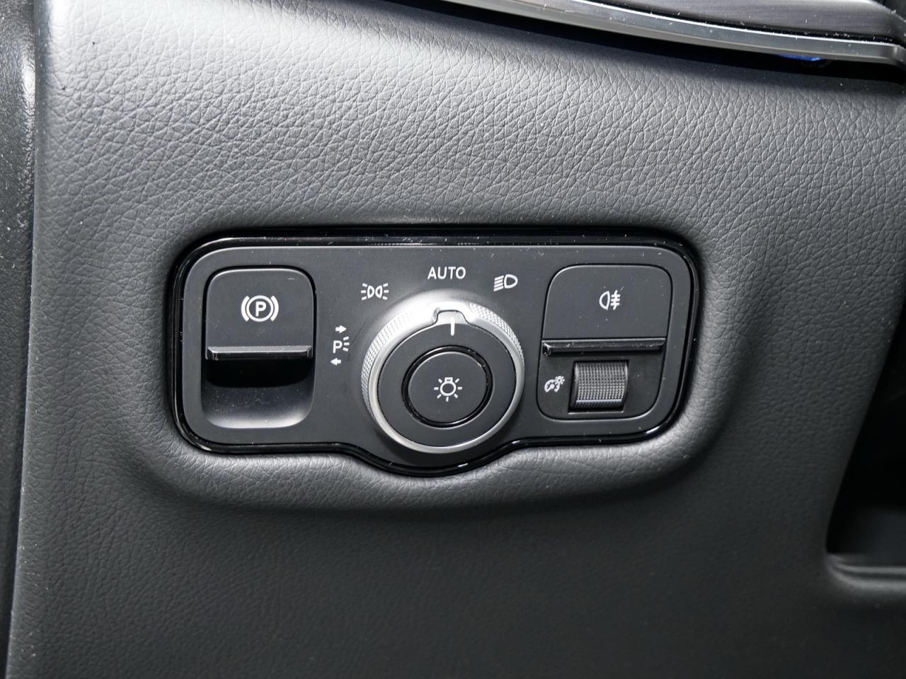 Mercedes-Benz EQV 300 Lang Navi Distronic Burmester 360°
