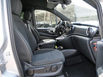Mercedes-Benz EQV 300 lang Navi+ Kamera Totwinkel Spiegel-P
