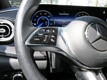 Mercedes-Benz EQV 300 Lang MBUXNavi Distronic Easy-Pack 360°