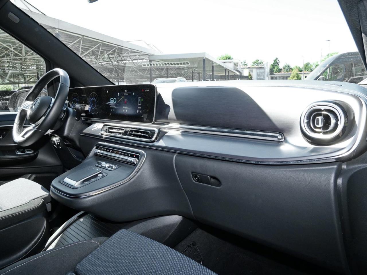 Mercedes-Benz EQV 300 Lang MBUXNavi Distronic Easy-Pack 360°