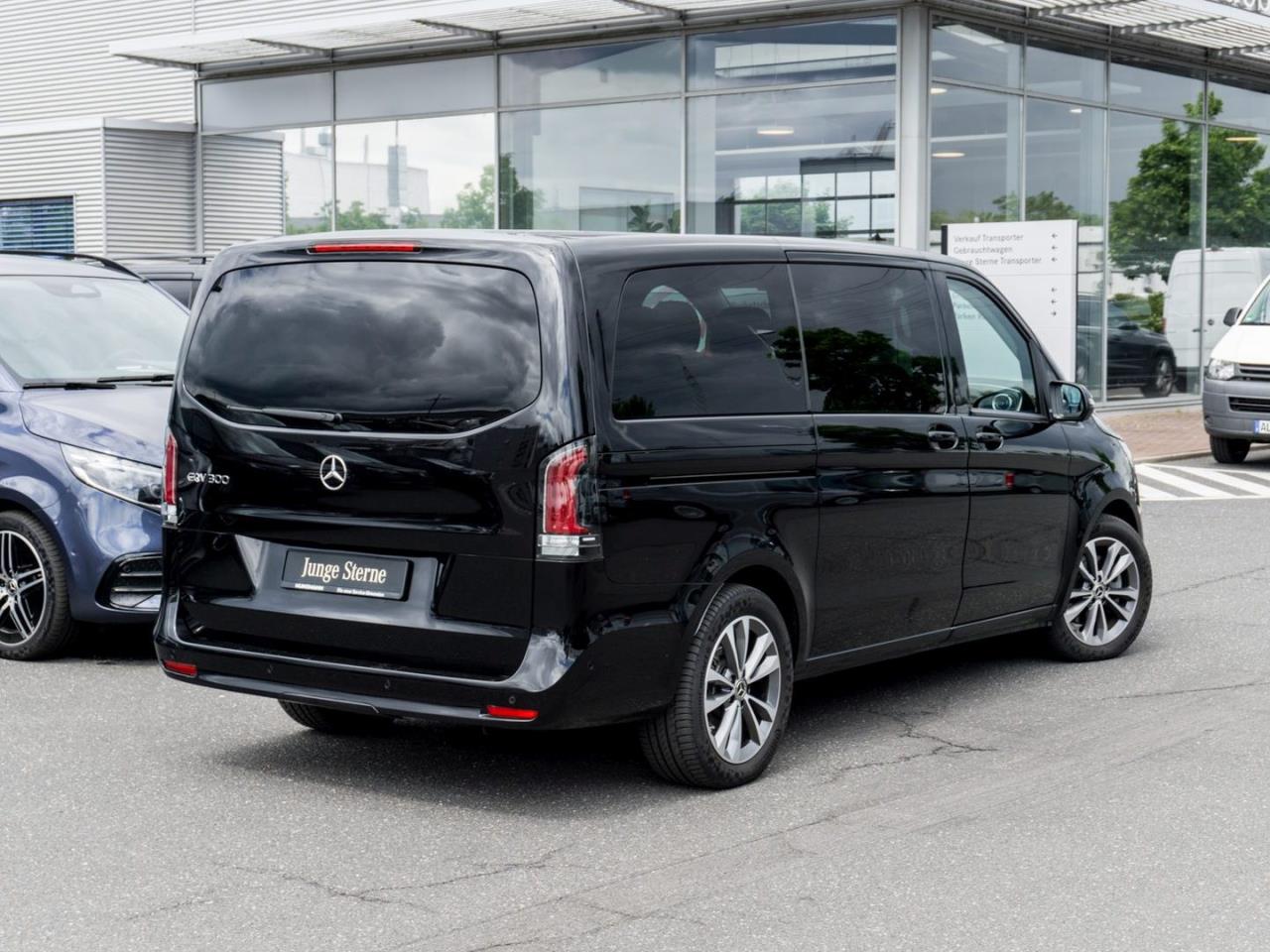 Mercedes-Benz EQV 300 Lang Distronic Airmatic Kamera 8-Sitzer