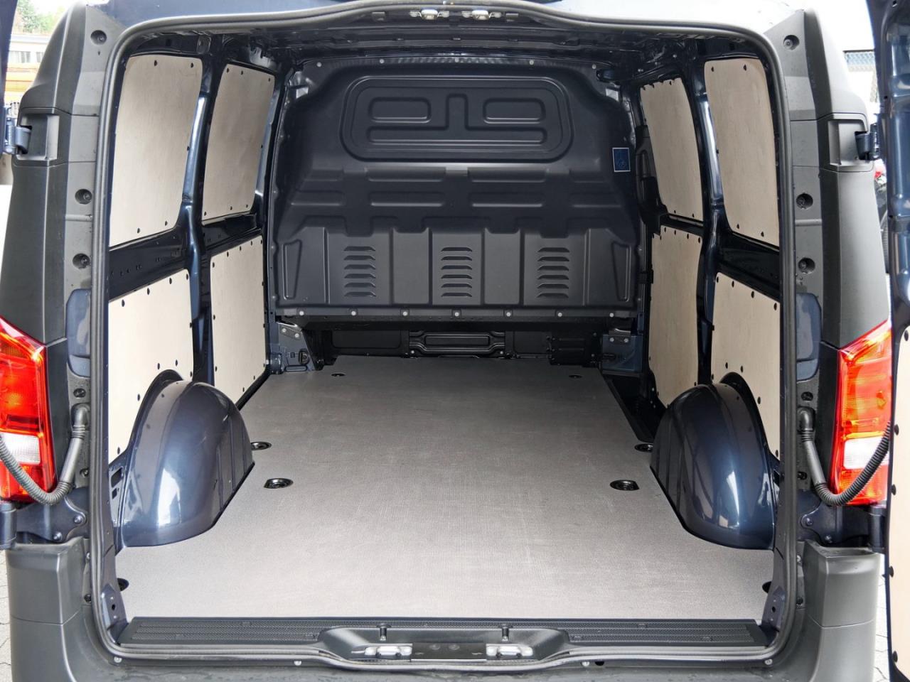 Mercedes-Benz eVito 119 Kasten Lang Distronic NP 83.503 Kamera