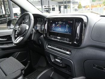 Mercedes-Benz eVito 119 Kasten Lang Distronic NP 83.503 Kamera