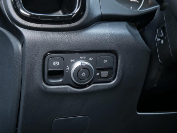 Mercedes-Benz eVito Vito 129 Tourer PRO Lang Distronic Kamera