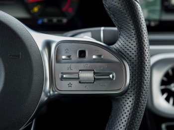 Mercedes-Benz G 500 AMG Night Distronic Schiebedach 360° AHK