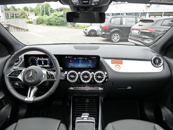 Mercedes-Benz GLA 180 d Progressive Night Panorama Easy-P 360°