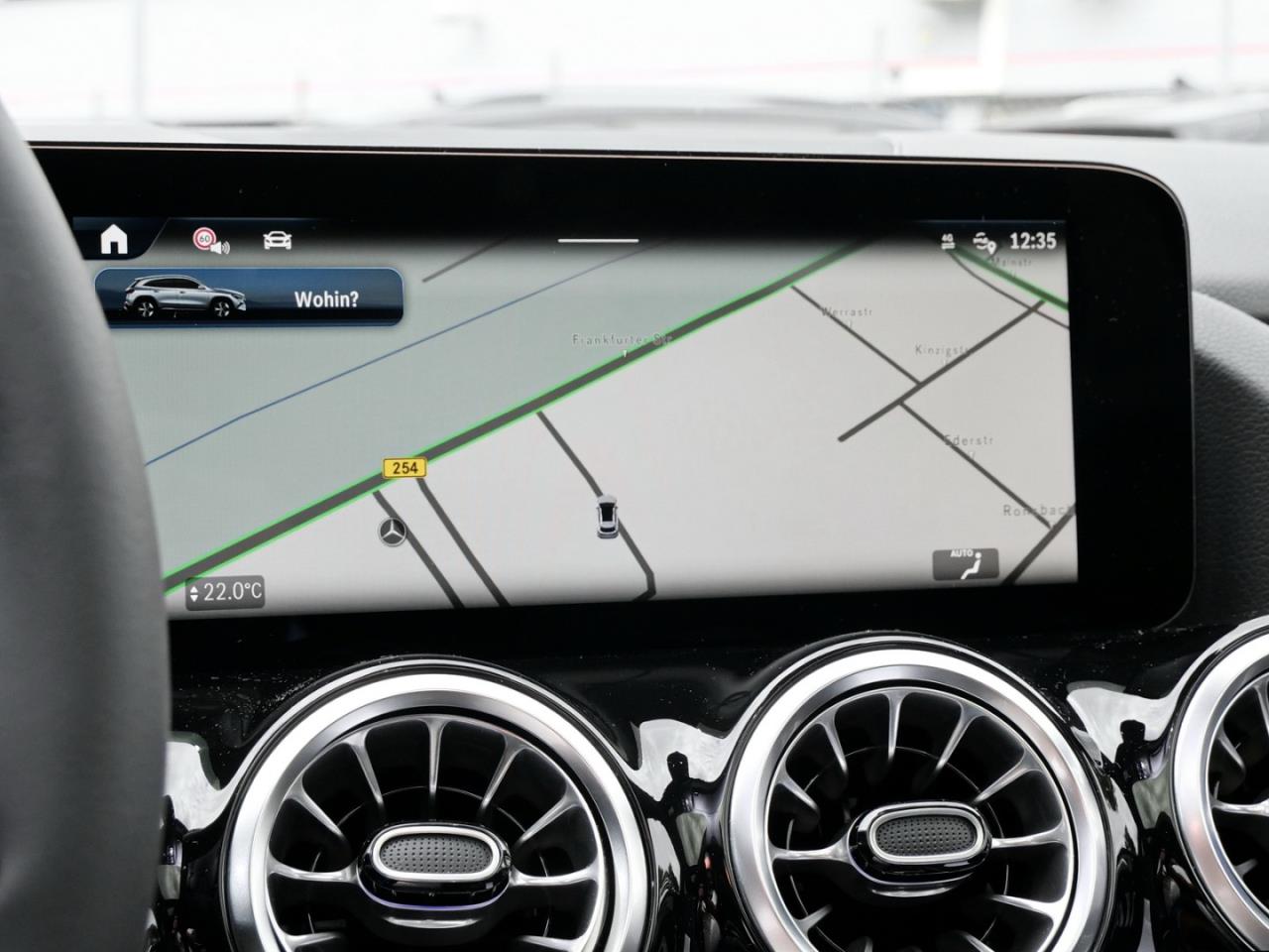 Mercedes-Benz GLA 180 d Progressive Night Panorama Easy-P 360°