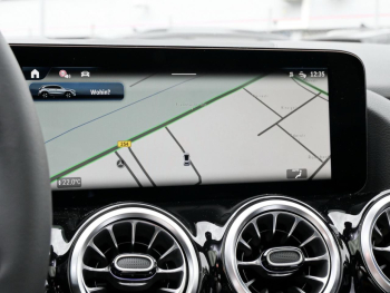 Mercedes-Benz GLA 180 d Progressive Night Panorama Easy-P 360°