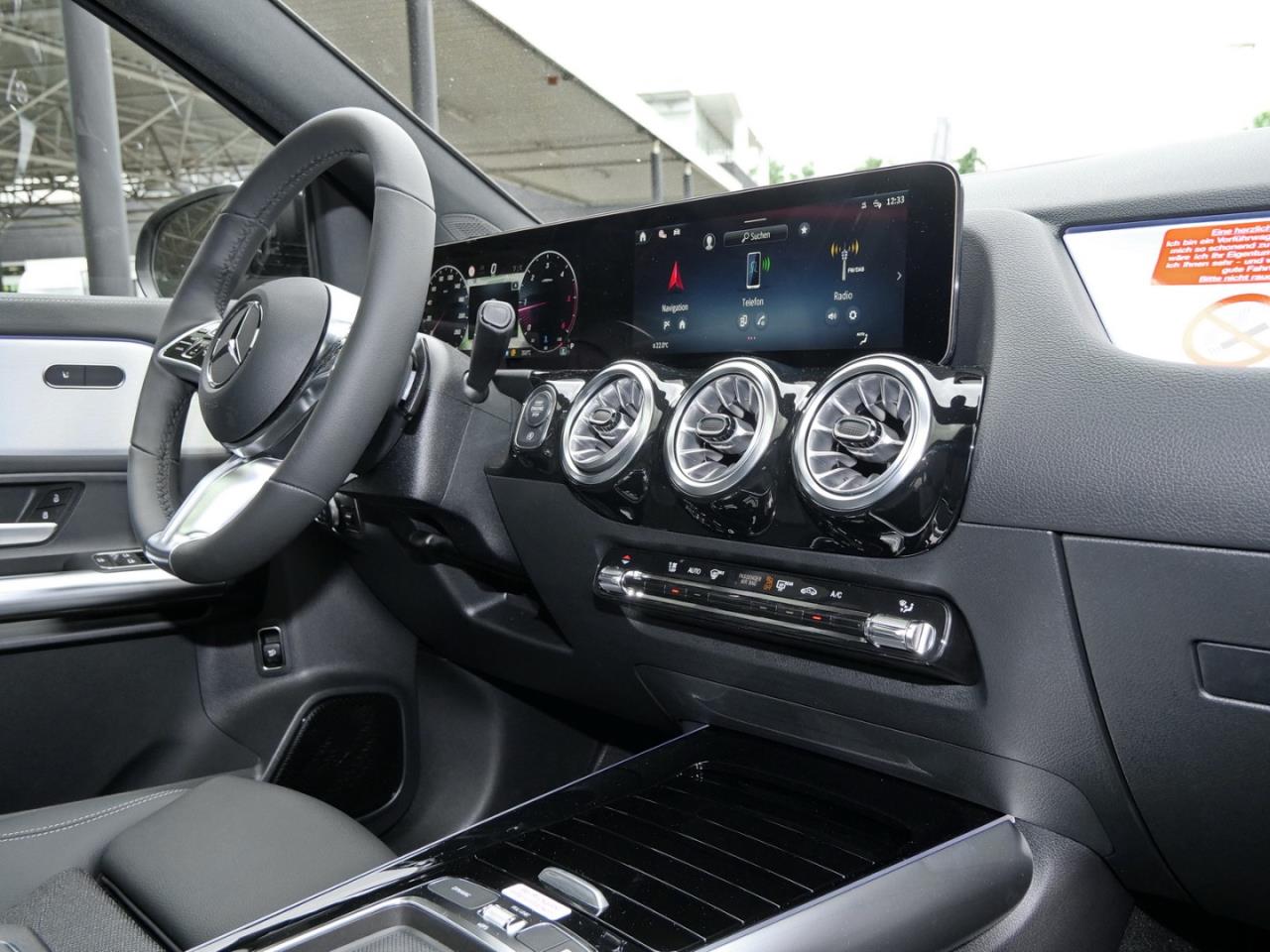 Mercedes-Benz GLA 180 d Progressive Night Panorama Easy-P 360°