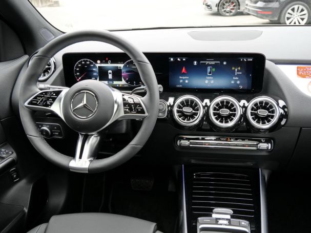 Mercedes-Benz GLA 180 d Progressive Night Panorama Easy-P 360°