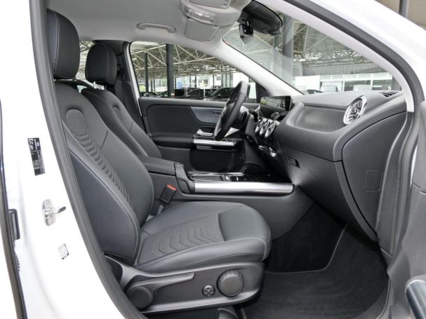 Mercedes-Benz GLA 180 d Progressive Navi Kamera Winter-Paket