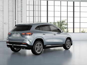 Mercedes-Benz GLA 180 AMG Distronic Kamera Easy-Pack AHK