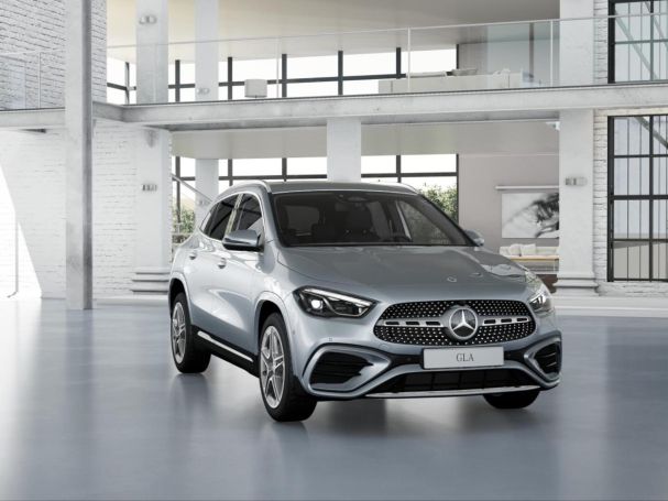 Mercedes-Benz GLA 180 AMG Distronic Kamera Easy-Pack AHK