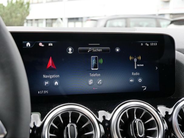Mercedes-Benz GLA 180 Progressive Night Distronic 360° AHK