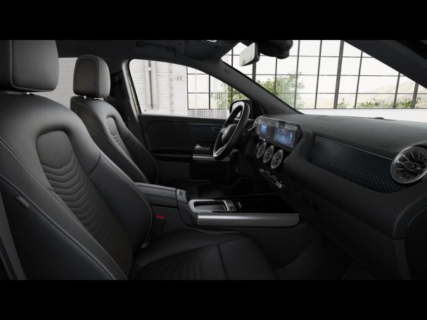Mercedes-Benz GLA 180 Progressive Night Distronic 360° AHK