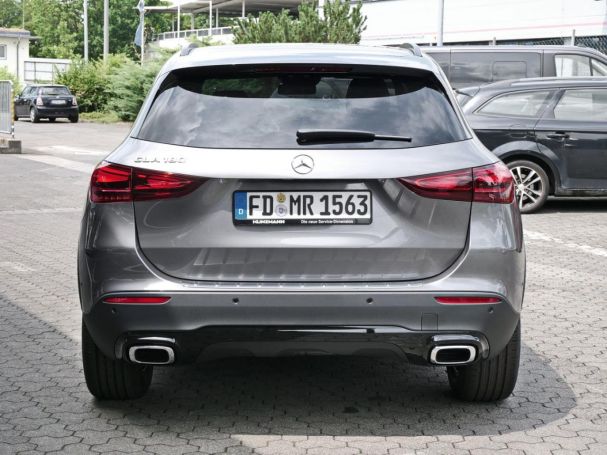 Mercedes-Benz GLA 180 Progressive Distronic Easy-Pack 360° AHK