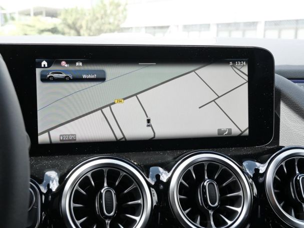 Mercedes-Benz GLA 180 Progressive Night Distronic 360° AHK