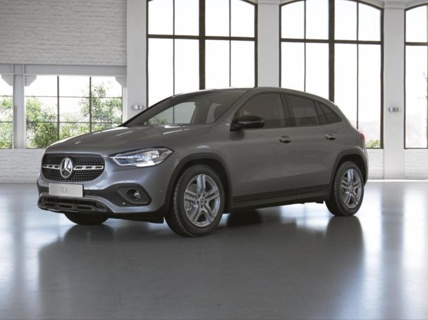 Mercedes-Benz GLA 200 d 4M Progressive Night Standheiz Kamera