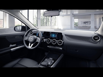 Mercedes-Benz GLA 200 d 4M Progressive Night Standheiz Kamera