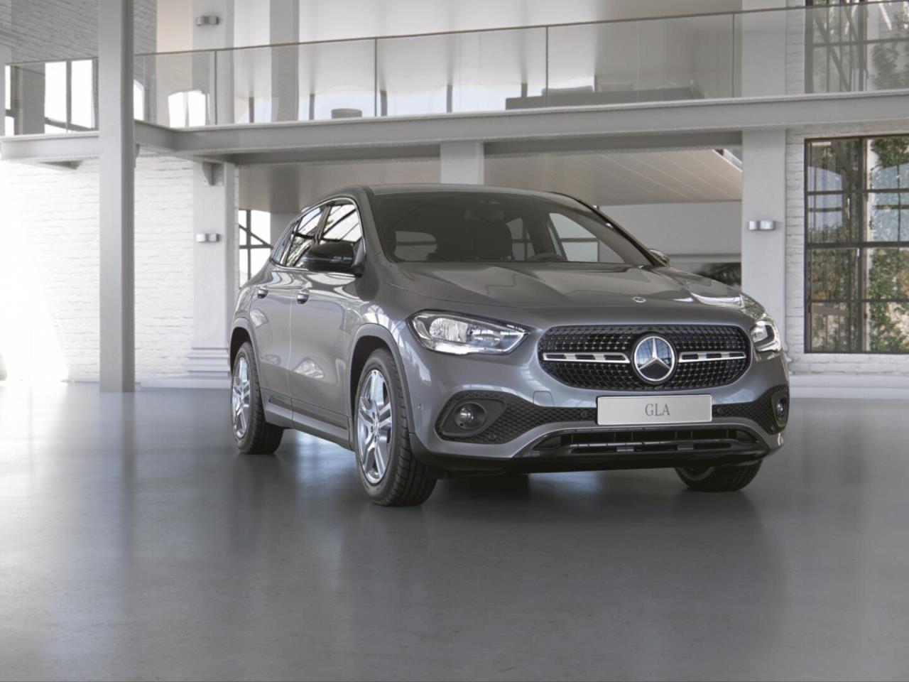 Mercedes-Benz GLA 200 d 4M Progressive Night Standheiz Kamera