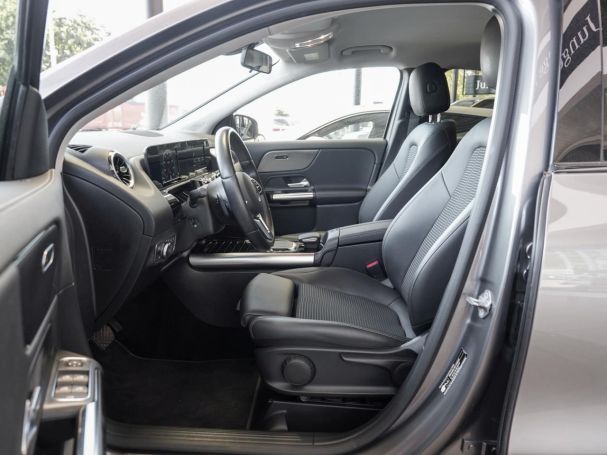 Mercedes-Benz GLA 200 d 4M Progressive Night Standheiz Kamera