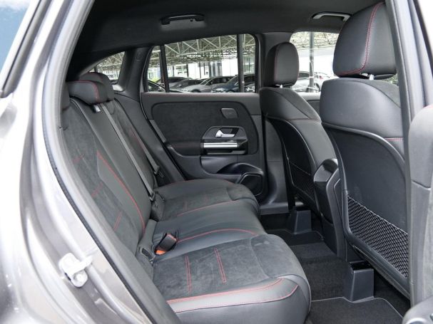 Mercedes-Benz GLA 200 d 4MATIC AMG Night Distronic 360° AHK