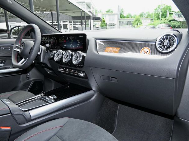 Mercedes-Benz GLA 200 d 4MATIC AMG Night Distronic 360° AHK