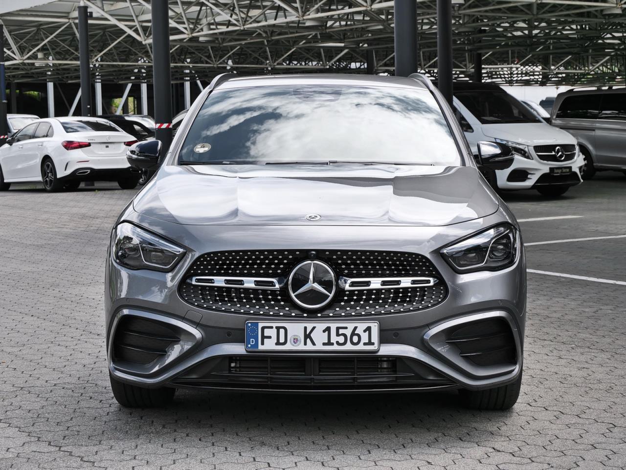 Mercedes-Benz GLA 200 d 4MATIC AMG Night Distronic 360° AHK