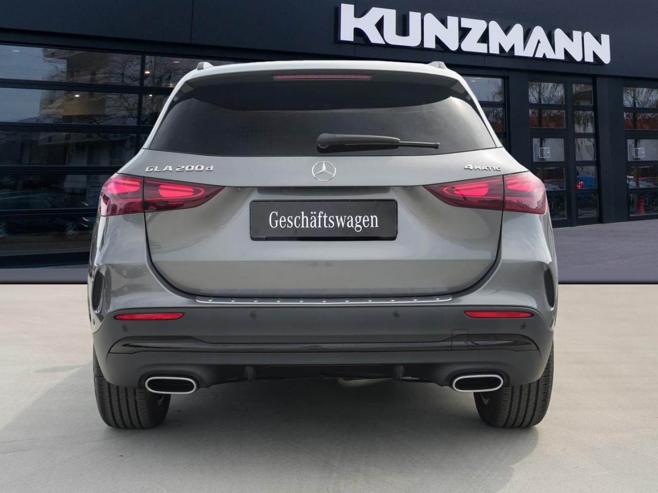 Mercedes-Benz GLA 200 d 4MATIC AMG Night Distronic 360? AHK