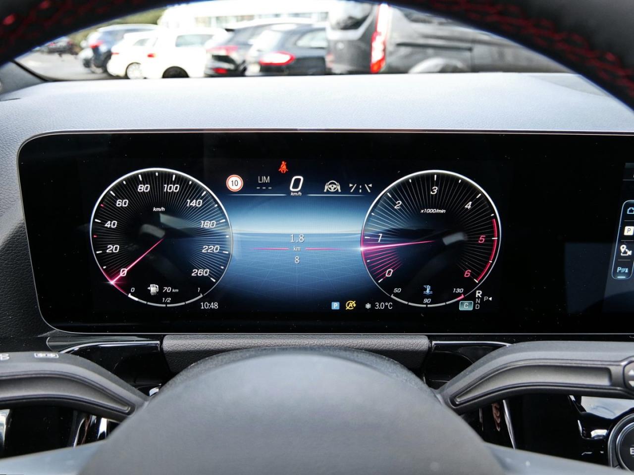 Mercedes-Benz GLA 200 d 4MATIC AMG Night Distronic AHK 360°