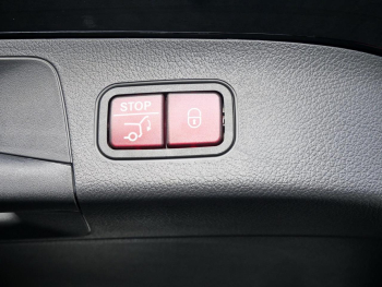 Mercedes-Benz GLA 200 d 4MATIC AMG Night Distronic AHK 360°