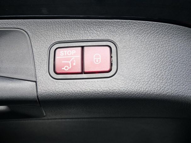 Mercedes-Benz GLA 200 d 4MATIC AMG Night Distronic AHK 360°