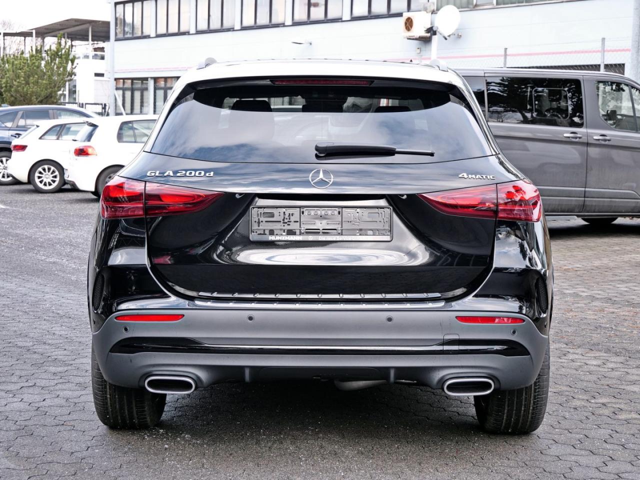 Mercedes-Benz GLA 200 d 4MATIC AMG Night Distronic AHK 360°