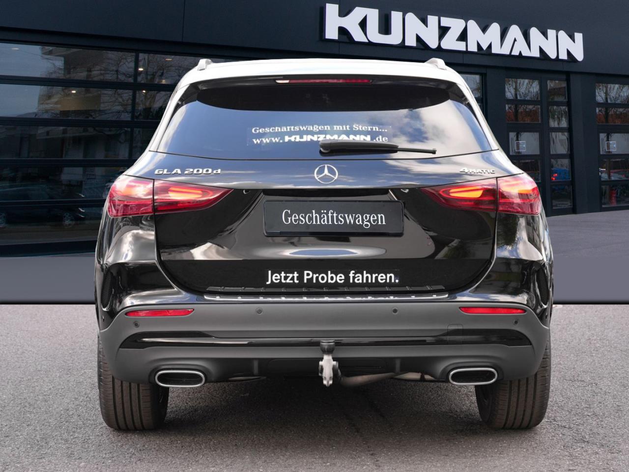Mercedes-Benz GLA 200 d 4MATIC AMG Night Distronic AHK 360°