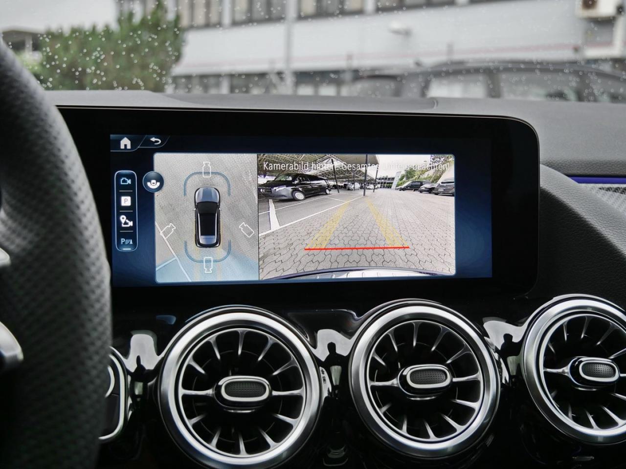 Mercedes-Benz GLA 200 d 4MATIC AMG Night Panorama Distronic