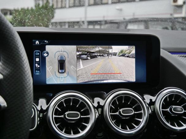 Mercedes-Benz GLA 200 d 4MATIC AMG Night Panorama Distronic