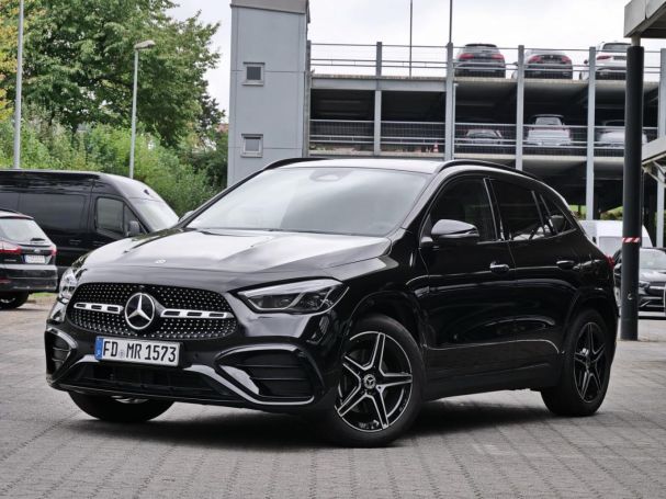 Mercedes-Benz GLA 200 d 4MATIC AMG Night Panorama Distronic