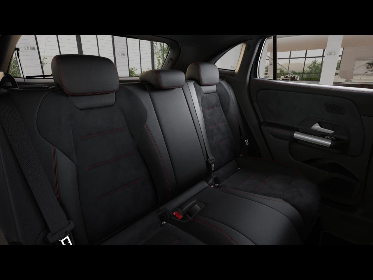 Mercedes-Benz GLA 200 d 4MATIC AMG Night Panorama Distronic