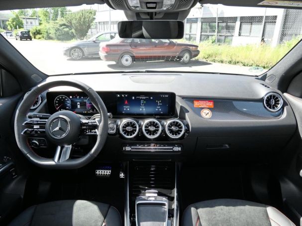 Mercedes-Benz GLA 200 d 4MATIC AMG Night Distronic Panorama