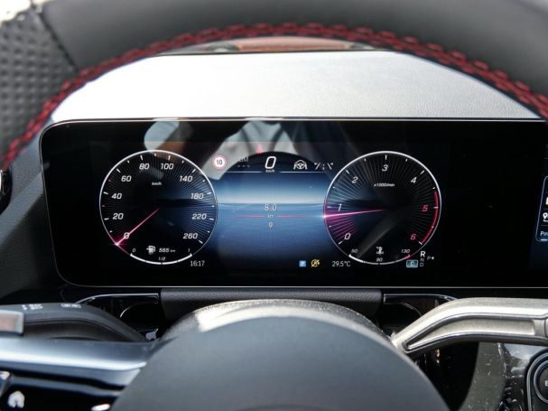 Mercedes-Benz GLA 200 d 4MATIC AMG Night Distronic Panorama