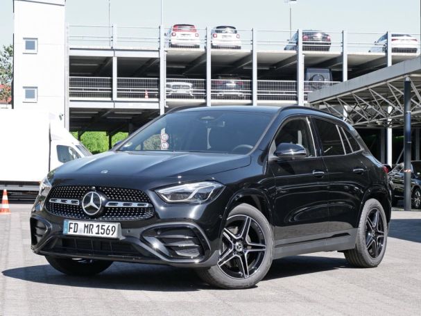 Mercedes-Benz GLA 200 d 4MATIC AMG Night Distronic Panorama