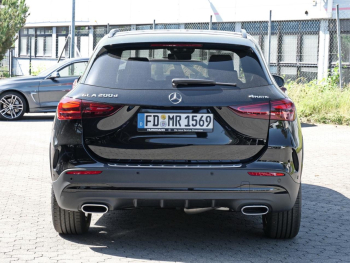 Mercedes-Benz GLA 200 d 4MATIC AMG Night Distronic Panorama