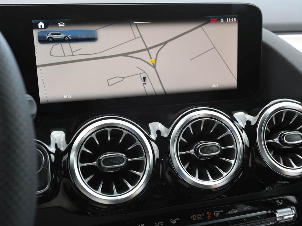 Mercedes-Benz GLA 200 d AMG Night Distronic Easy-Pack AHK 360°