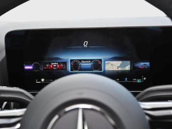 Mercedes-Benz GLA 200 d AMG Night Distronic Easy-Pack AHK 360°