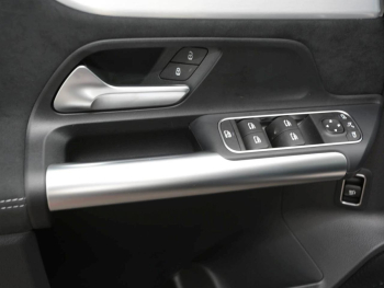 Mercedes-Benz GLA 200 d AMG Night Distronic Easy-Pack AHK 360°