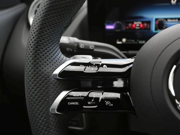 Mercedes-Benz GLA 200 d AMG Night Distronic Easy-Pack AHK 360°