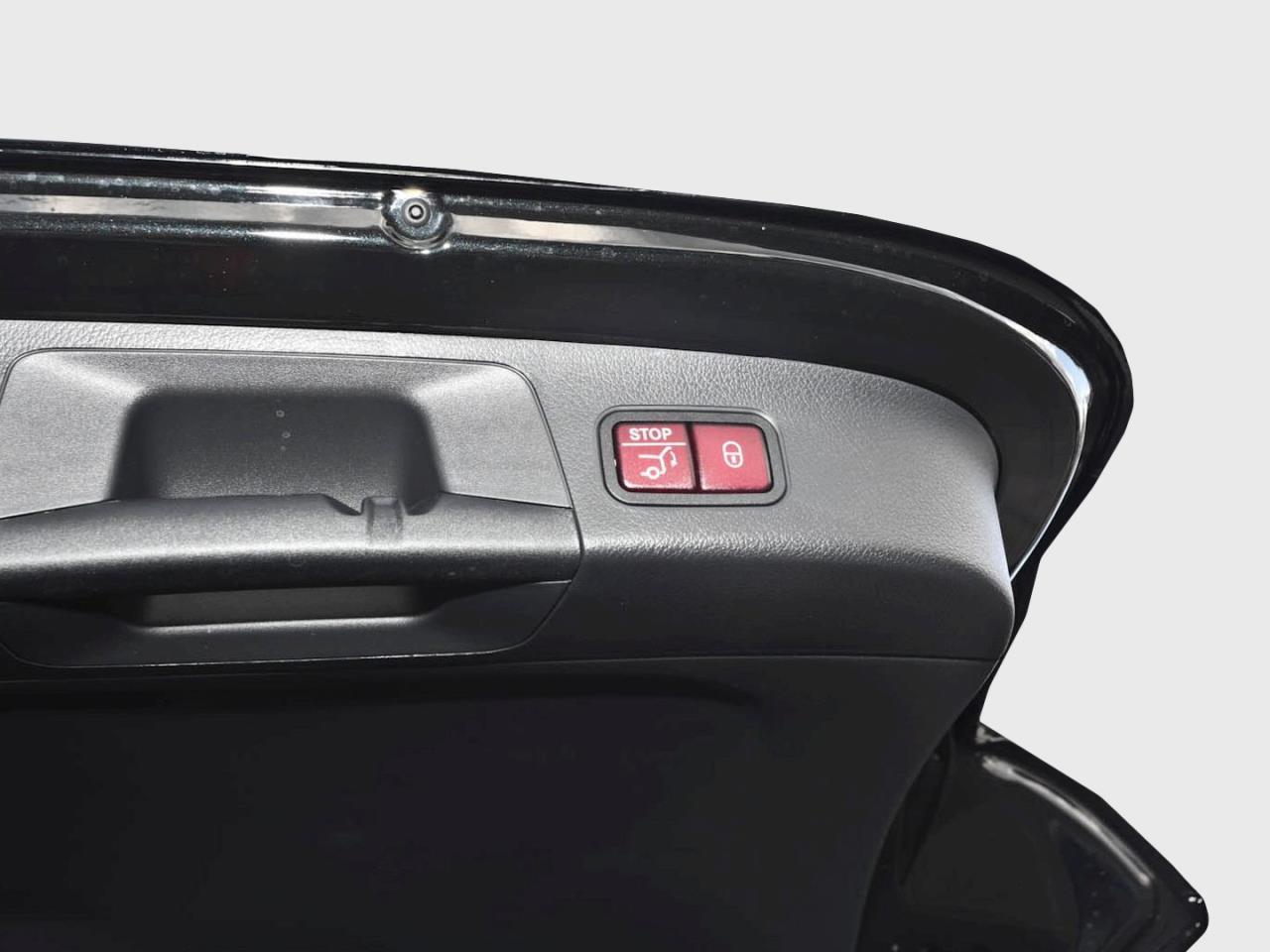 Mercedes-Benz GLA 200 d AMG Night Distronic Easy-Pack AHK 360°