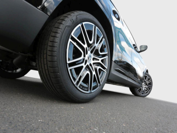 Mercedes-Benz GLA 200 d AMG Night Distronic Easy-Pack AHK 360°