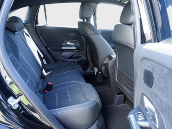 Mercedes-Benz GLA 200 d AMG Night EasyPack Keyless 360° AHK