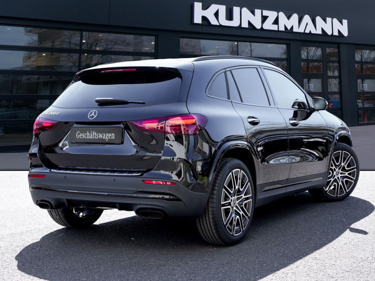 Mercedes-Benz GLA 200 d AMG Night EasyPack Keyless 360° AHK